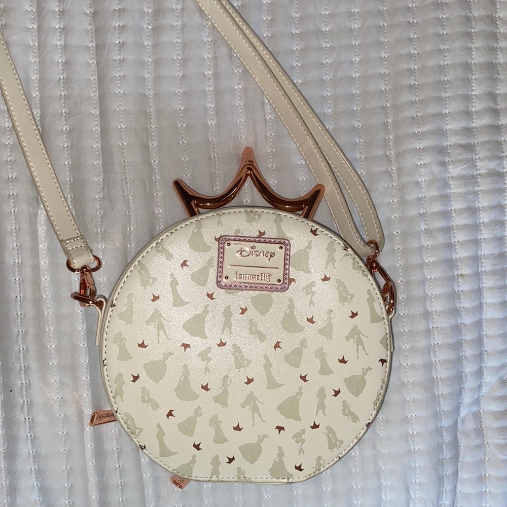 COPY - Got this as a present for birthday, I already have one so trying to sell!